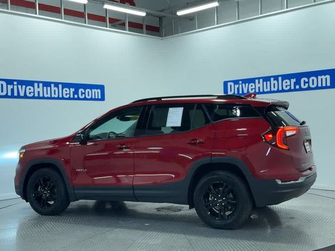 Used 2024 GMC Terrain AT4 AWD/4WD image 8