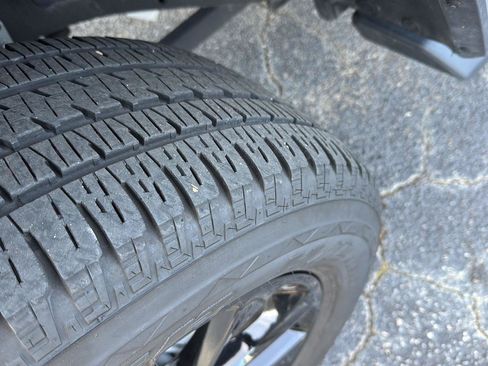 Used 2023 Jeep Wrangler Unlimited Sahara image 38