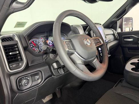 Certified 2026 RAM 2500 Big Horn AWD/4WD image 20