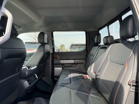 Used 2021 Ford F150 Lariat image 15