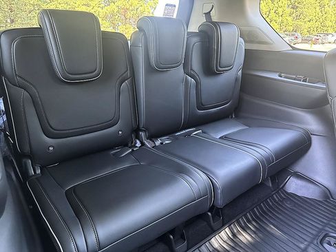 New 2026 INFINITI QX80 Luxe RWD image 23