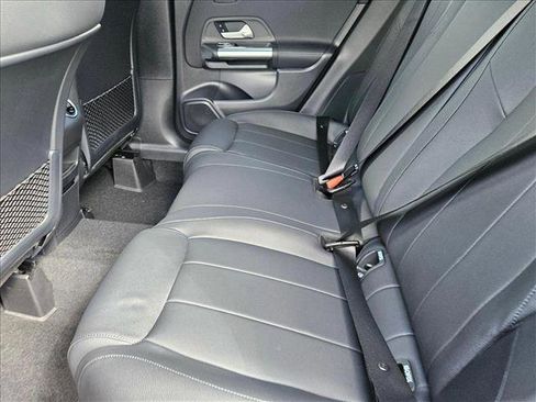 New 2025 Mercedes-Benz GLA 250 image 15
