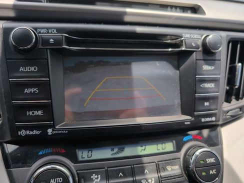 Used 2018 Toyota RAV4 Adventure FWD image 17