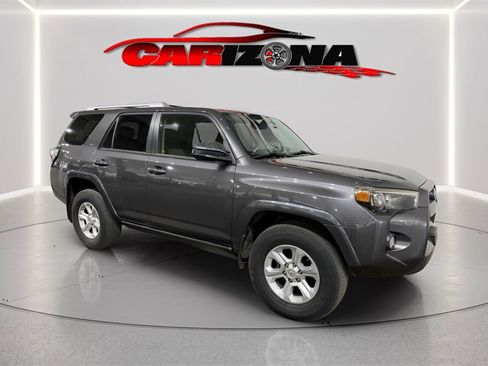 Used 2017 Toyota 4Runner SR5 image 2