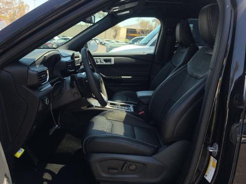 Used 2023 Ford Explorer ST w/ Equipment Group 401A AWD/4WD image 9
