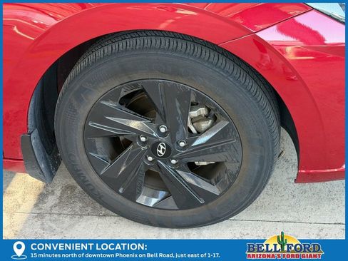 Used 2022 Hyundai Elantra SEL image 6