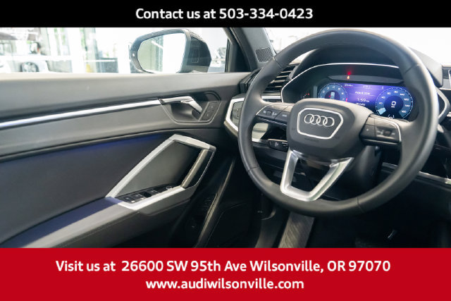 Used 2025 Audi Q3 2.0T Premium Plus w/ Premium Plus Package AWD/4WD image 11
