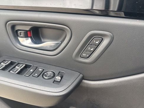 Used 2023 Honda Pilot EX-L image 16