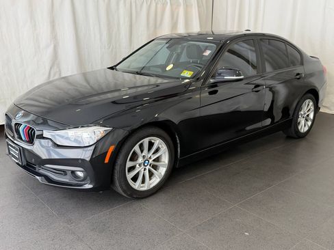 Used 2016 BMW 320i xDrive Sedan AWD/4WD image 1