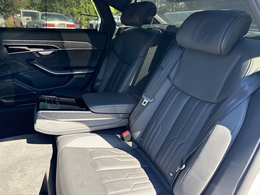 Used 2023 Audi A8 L 3.0T AWD/4WD image 21