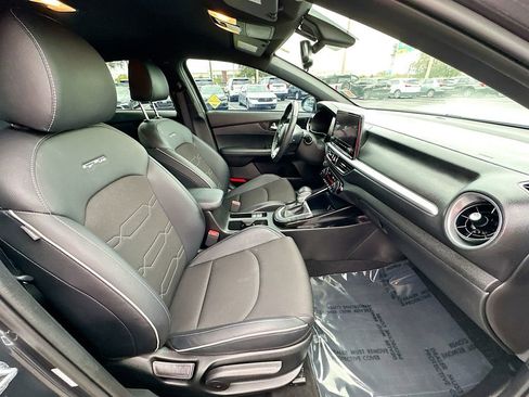 Used 2023 Kia Forte GT-Line w/ GT-Line Technology Package image 27