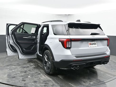 New 2026 Ford Explorer ST w/ Sun And Sound Package image 77