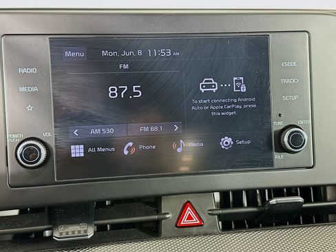 Used 2025 Kia Sportage LX FWD image 21