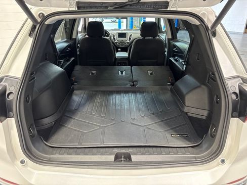 Used 2019 Chevrolet Equinox LT AWD/4WD image 35