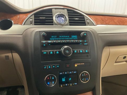 Used 2012 Buick Enclave Leather AWD/4WD image 15