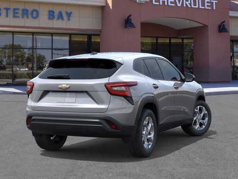 New 2026 Chevrolet Trax LS w/ LS Convenience Package image 28