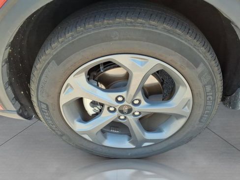 Used 2025 Ford Escape ST-Line AWD/4WD image 9