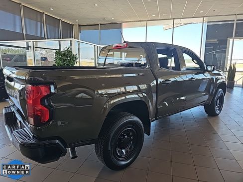 Used 2023 Chevrolet Colorado W/T image 4