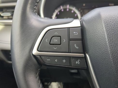 Used 2022 Toyota Highlander XLE image 31