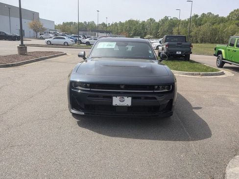 New 2026 Dodge Charger R/T AWD/4WD image 8