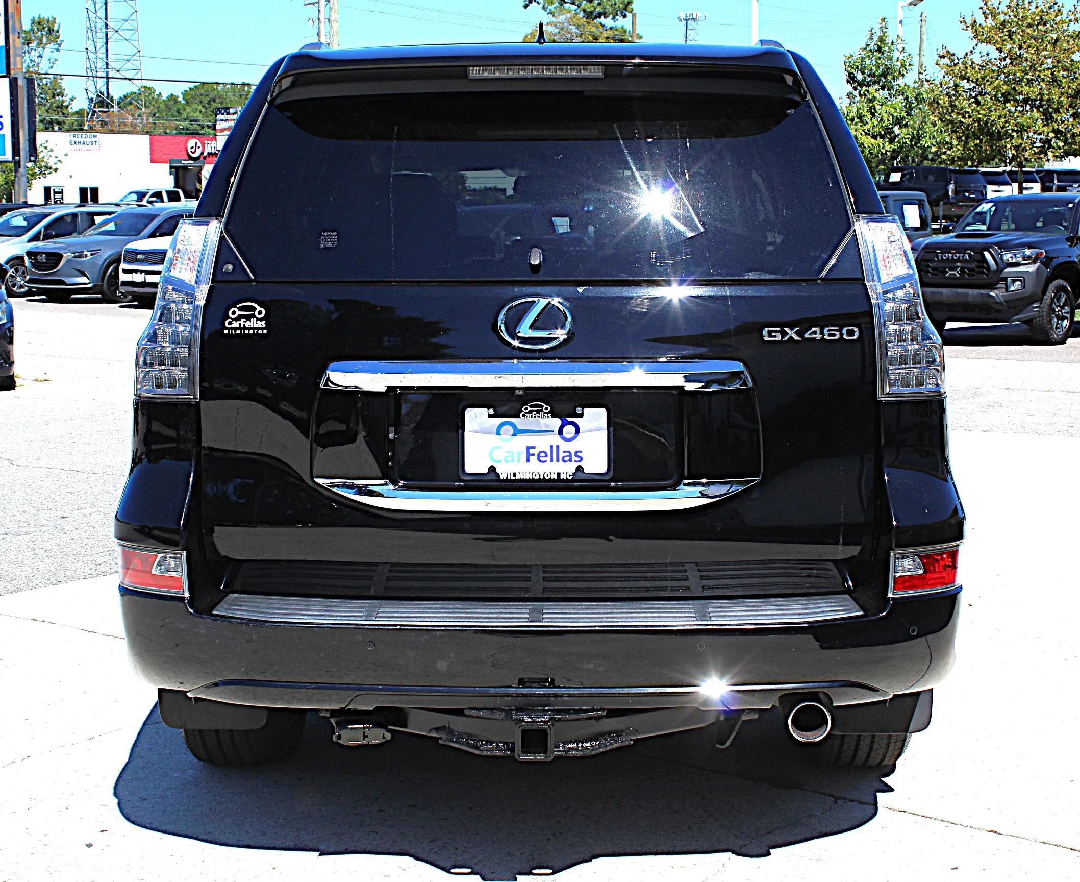 Used 2017 Lexus GX 460 Luxury w/ Preferred Accessory Package AWD/4WD image 4