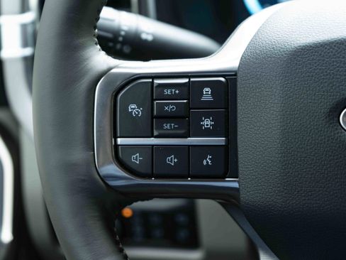 Used 2026 Ford F450 Platinum w/ Platinum Plus Package image 22