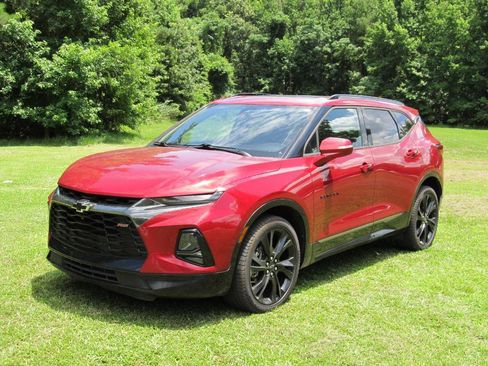 Used 2019 Chevrolet Blazer RS image 2