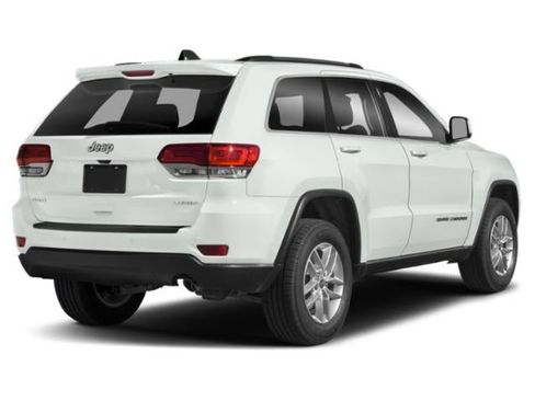 Used 2019 Jeep Grand Cherokee Altitude image 3