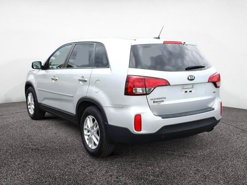 Used 2015 Kia Sorento LX FWD image 5