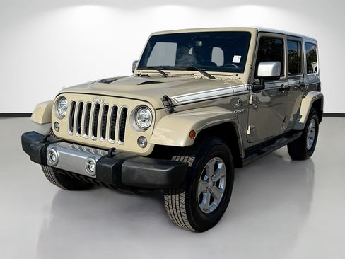 Used 2017 Jeep Wrangler Unlimited Sahara w/ Quick Order Package 24E Chief image 8