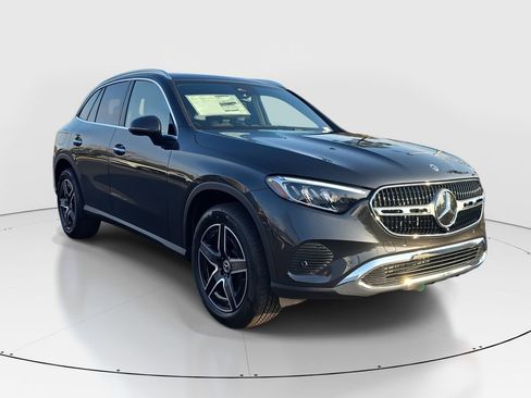 New 2026 Mercedes-Benz GLC 300 4MATIC image 3