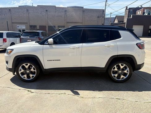 Used 2018 Jeep Compass Limited w/ Navigation Group AWD/4WD image 4