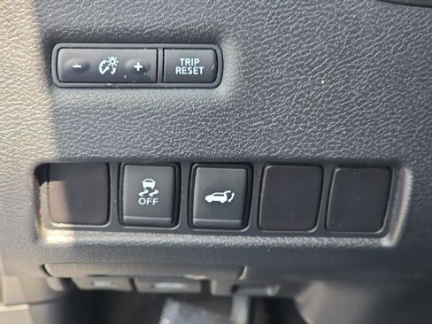Used 2017 Nissan Murano SL FWD image 26
