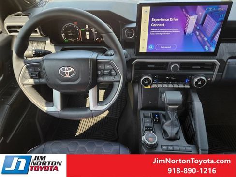 Used 2026 Toyota 4Runner Platinum AWD/4WD image 27