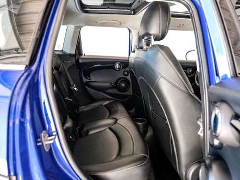 Used 2019 MINI Cooper S w/ Premium Package image 28