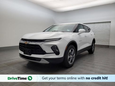 Used 2023 Chevrolet Blazer LT image 1