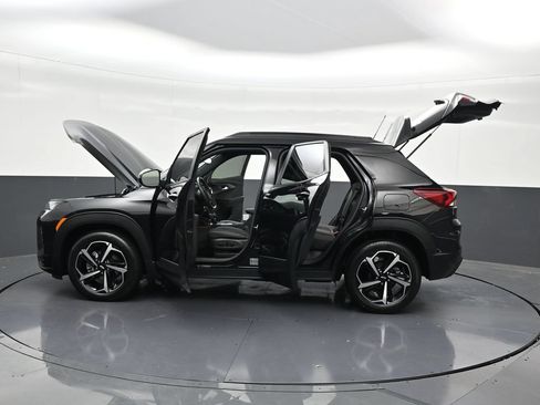Used 2023 Chevrolet TrailBlazer RS FWD image 37