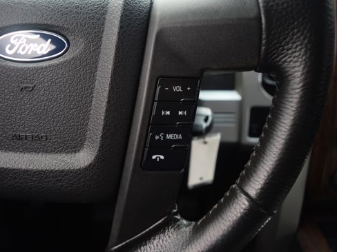 Used 2013 Ford F150 Lariat w/ Lariat Chrome Pkg image 5