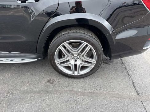 Used 2014 Mercedes-Benz GL 63 AMG 4MATIC image 34