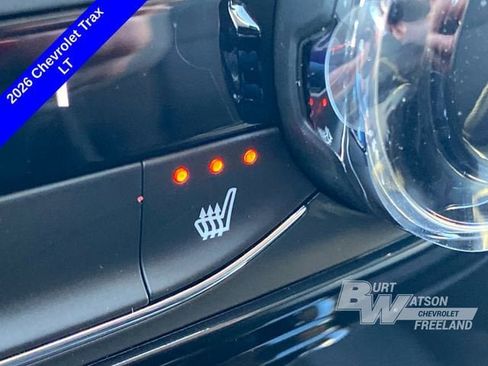 New 2026 Chevrolet Trax LT w/ Driver Confidence Package image 27