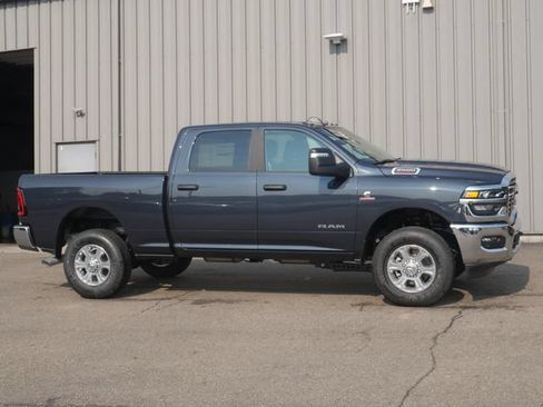 New 2026 RAM 2500 Big Horn AWD/4WD image 6