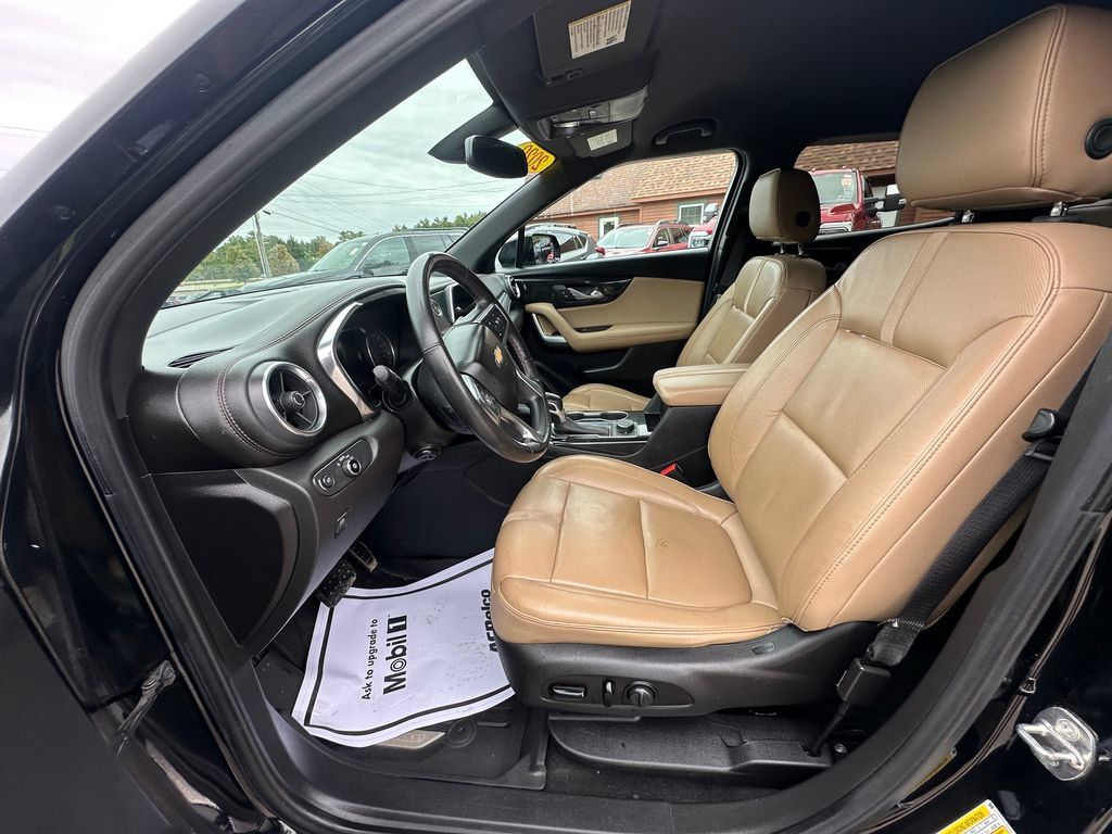 Used 2020 Chevrolet Blazer Premier AWD/4WD image 9