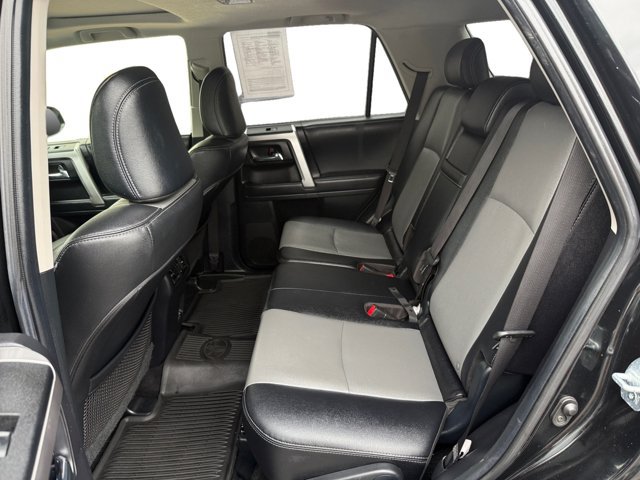 Used 2021 Toyota 4Runner SR5 Premium w/ Moonroof Package AWD/4WD image 11