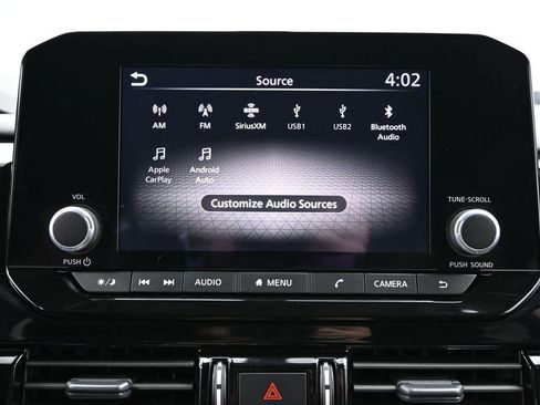 Used 2025 Nissan Pathfinder SV AWD/4WD image 32
