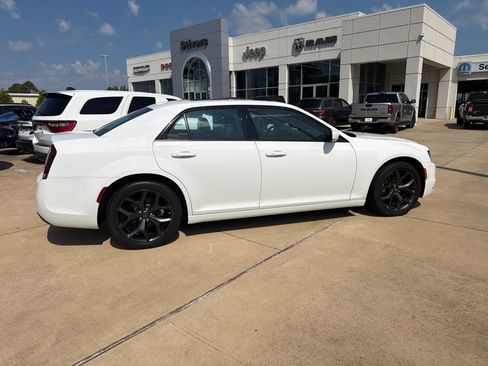 Used 2023 Chrysler 300 S RWD image 13