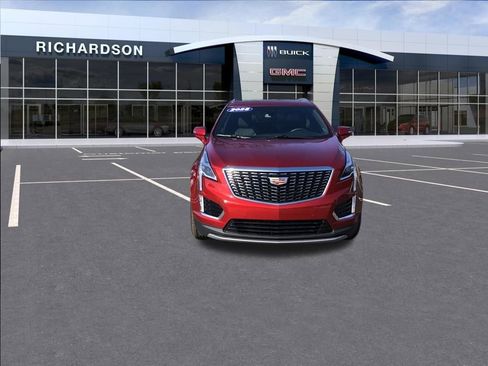 Used 2025 Cadillac XT5 Premium Luxury w/ LPO, Floor Liner Package image 9