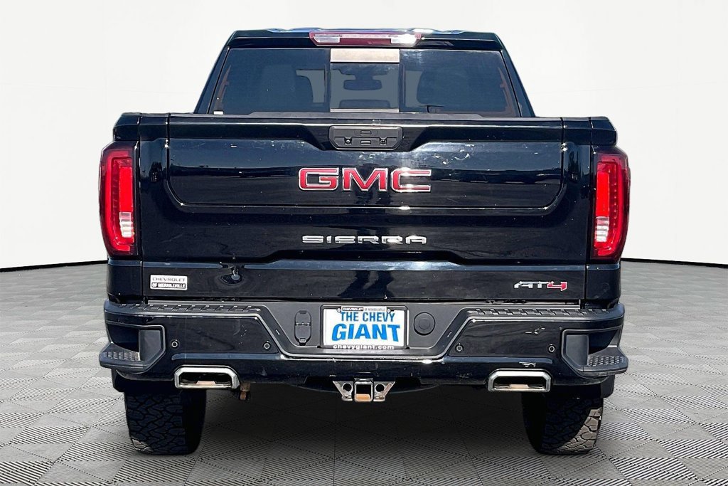 Used 2022 GMC Sierra 1500 AT4 w/ AT4 Premium Package AWD/4WD image 5