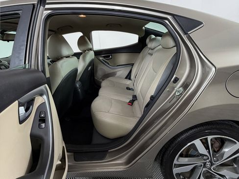 Used 2015 Hyundai Elantra Limited image 8