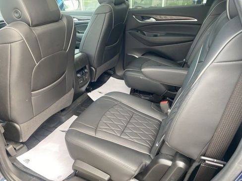 Used 2022 Buick Enclave Avenir w/ LPO, Floor Liner Package AWD/4WD image 20