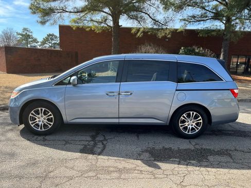 Used 2013 Honda Odyssey EX-L image 2